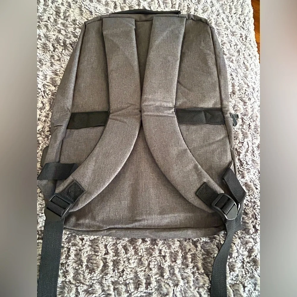 VictoriaTourist Laptop Backpack